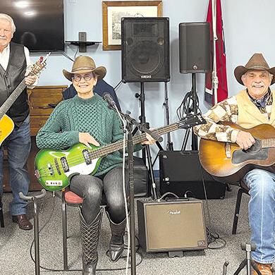 127 SENIORS: Musical talent abounds - Vimarsana News