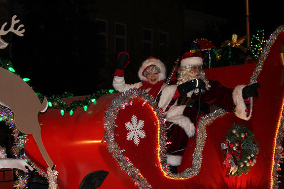 Crossville Chronical Christmas Parade 2022 Crossville Holds Annual Christmas Parade | Lifestyles | Crossville-Chronicle .Com