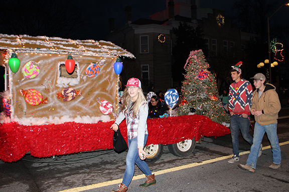 Crossville Chronical Christmas Parade 2022 Crossville Holds Annual Christmas Parade | Lifestyles | Crossville-Chronicle .Com