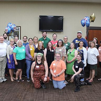 Arts Roundup group honors county art teachers - Vimarsana News