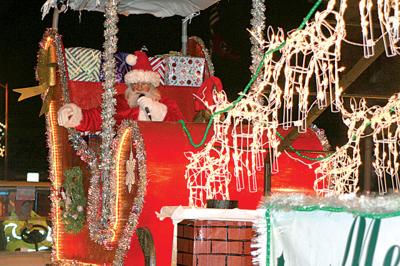 parade-santa.jpg