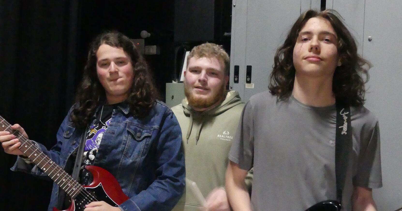 New rock band wins "Gone" Show competition | Lifestyles | crossville-chronicle.com - Vimarsana News