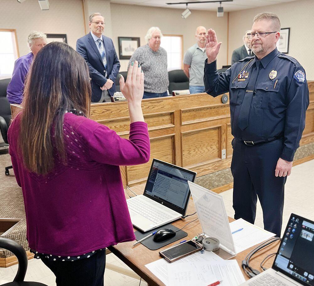 Holloway Sworn In News