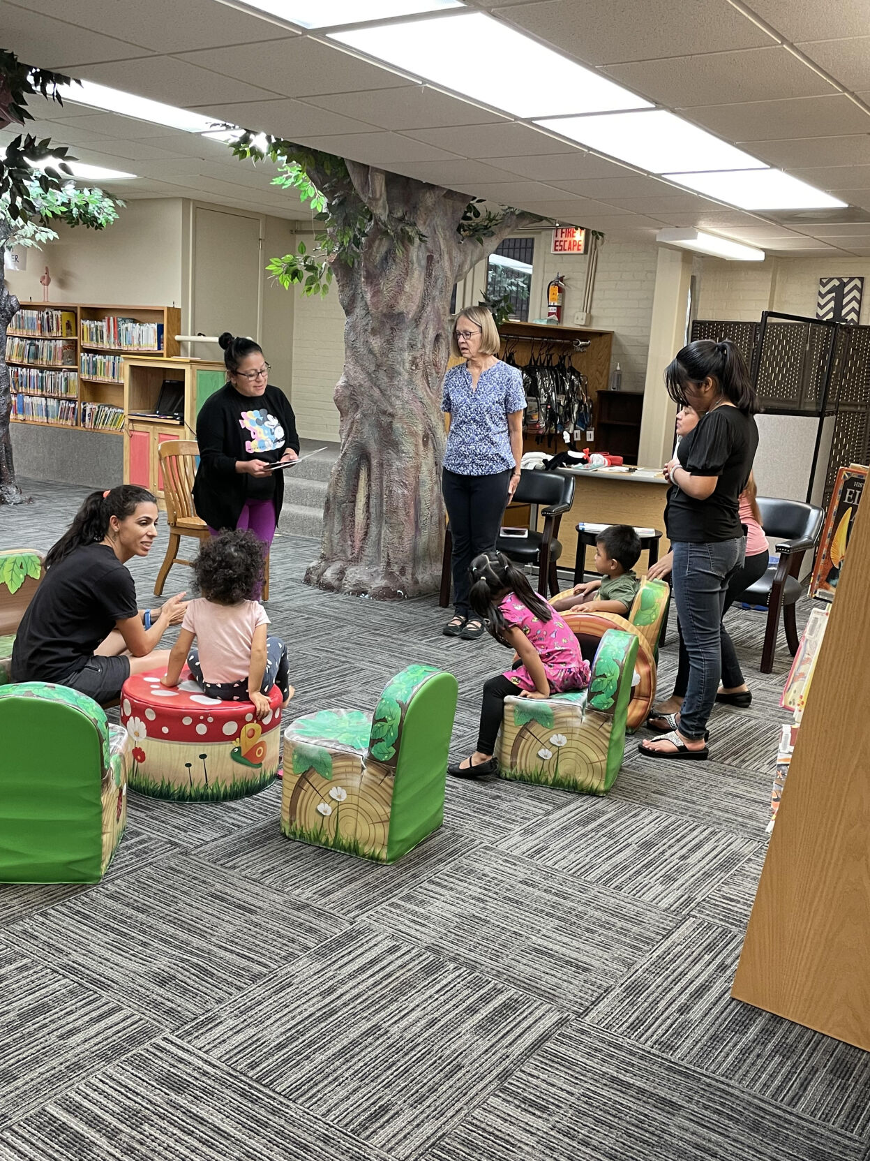 Bilingual story time comes to Ark City library News