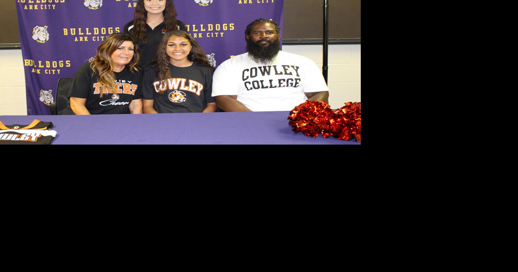 Denson signs to Cowley cheer team | Education | ctnewsonline.com