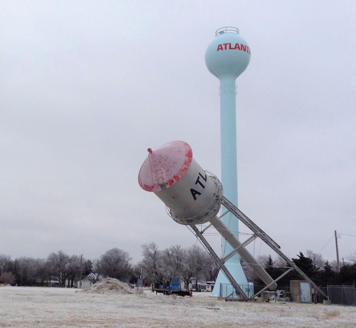 Atlanta drops the old water tower as new one is completed News