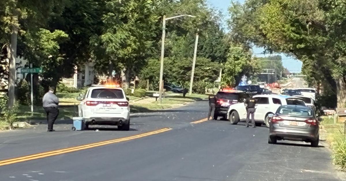 Murder-suicide shakes Winfield - Six deaths, including four children, leaves community reeling