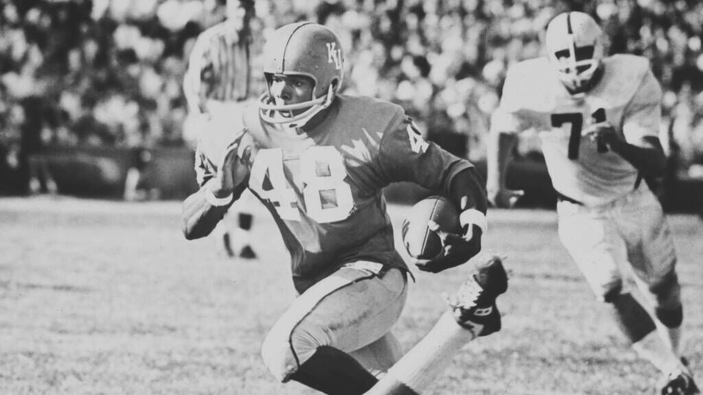 gale sayers kansas jersey