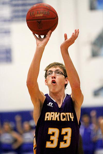 Lions Pull Away With Huge Fourth Quarter Sports Ctnewsonline Com
