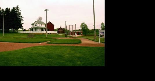 MLB Jerseys Pay Homage To The 1989 Film 'Field Of Dreams' - That