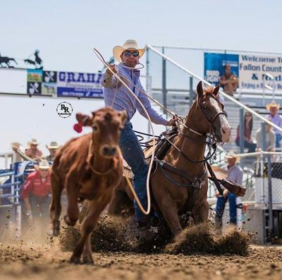 Dexter Native Named Tie Down Roping Rookie Of The Year Sports Ctnewsonline Com