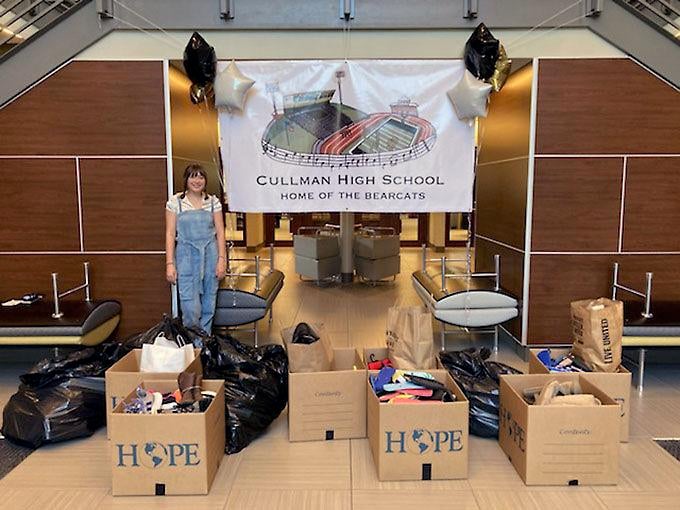 CHS brings in shoe donations for Curt’s Closet charity