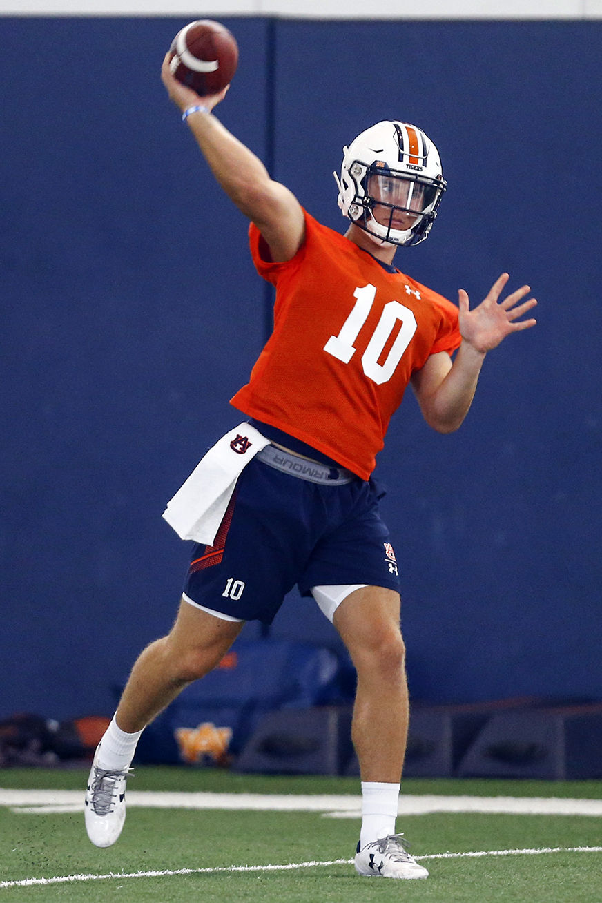 Bo Nix named Auburn's starting QB