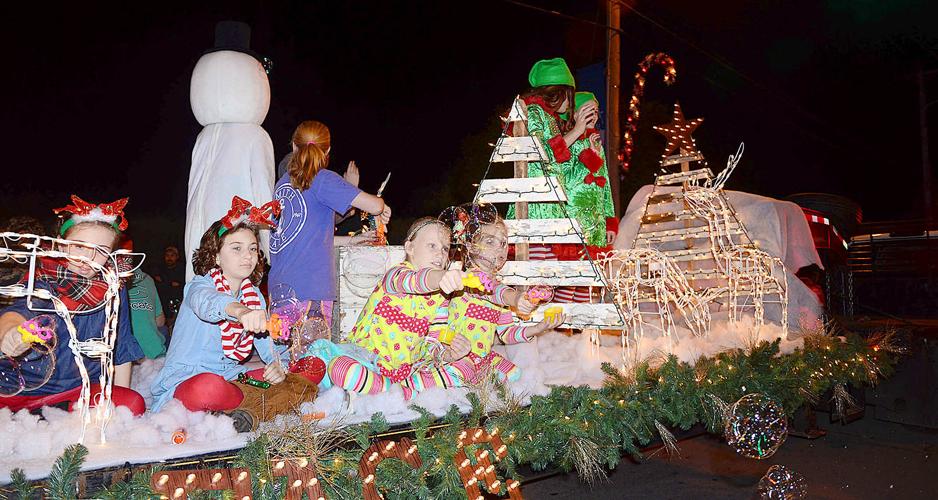 Christmas comes to Cullman, full slate of parades, charitable events