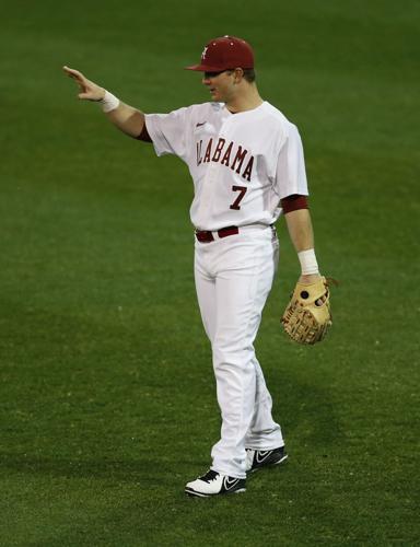 Former Alabama Right Fielder Signs With Nationals