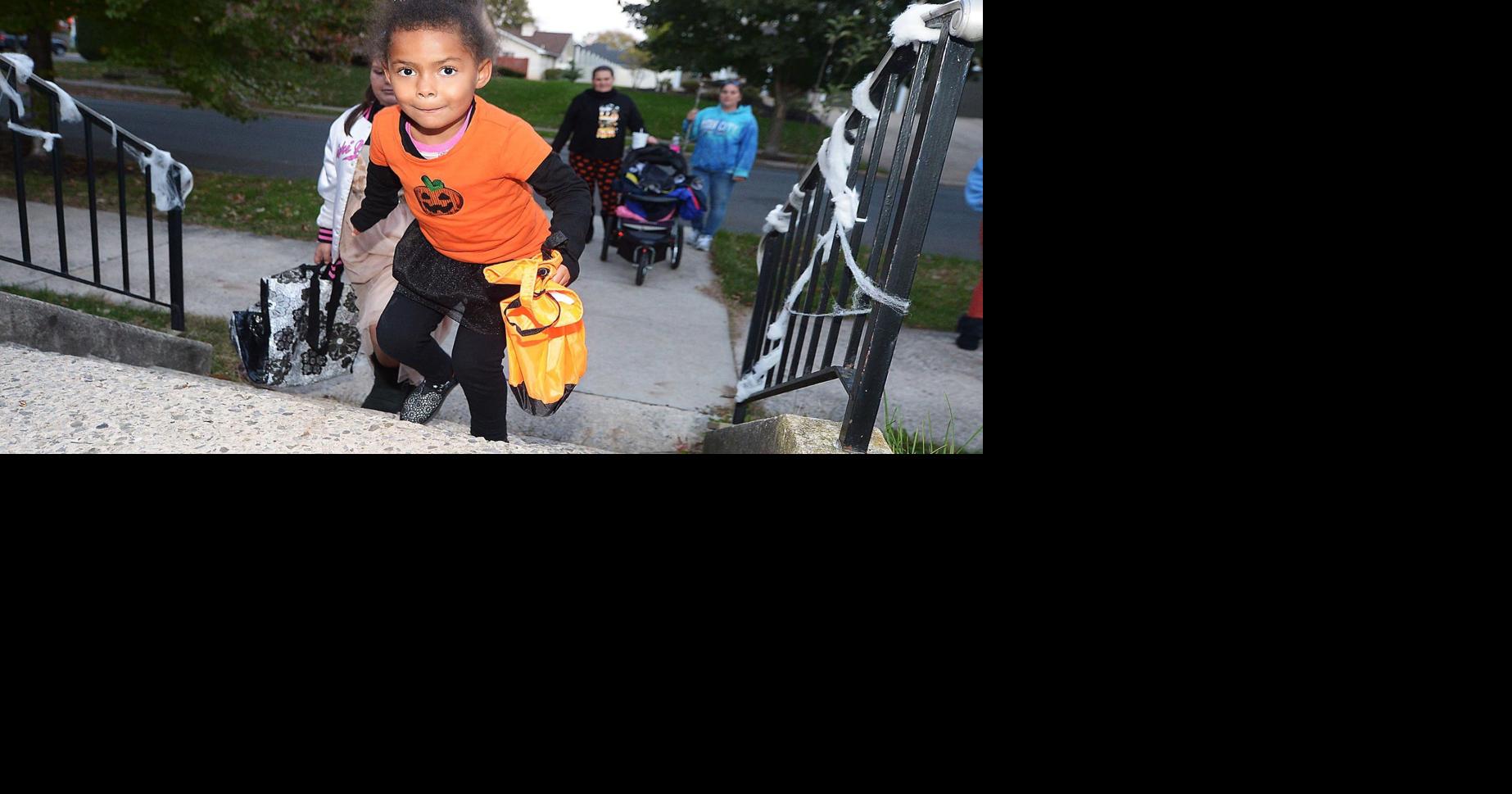 Photos TrickorTreat night in Carlisle