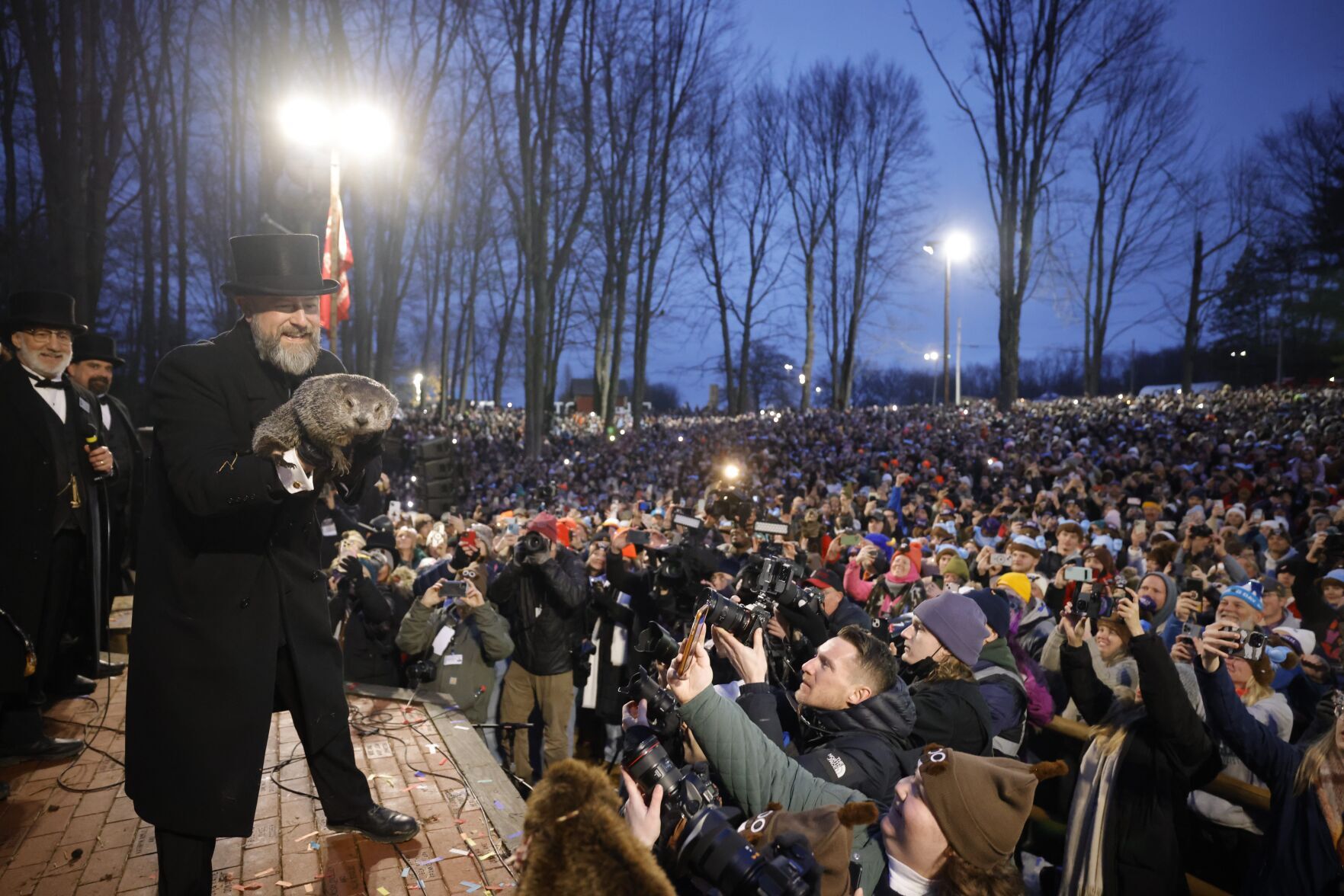 Punxsutawney Phil Predicts Early Spring In 2024   65bcfe02db5c8.preview 