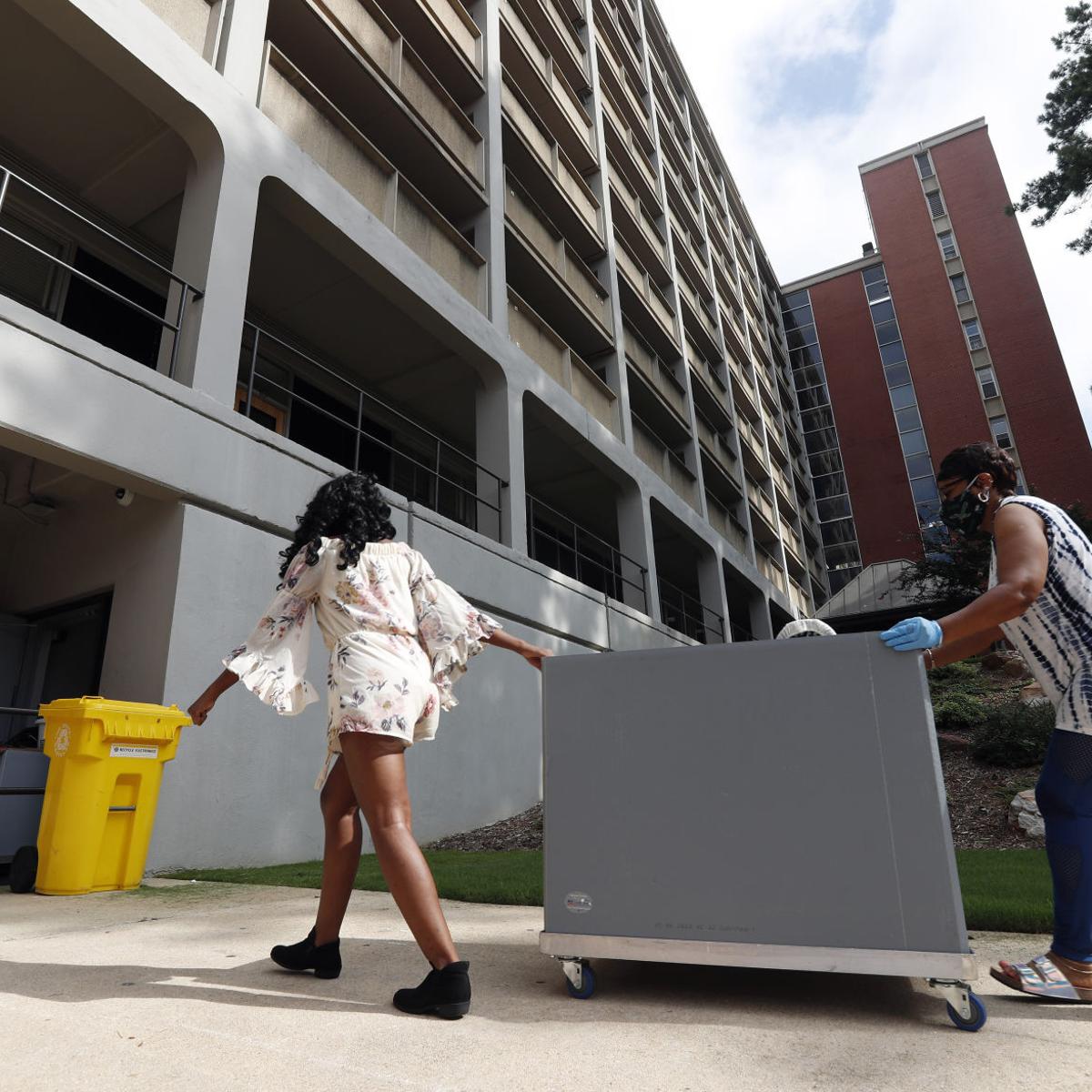 No Parties No Trips Colleges Set Covid 19 Rules For Fall