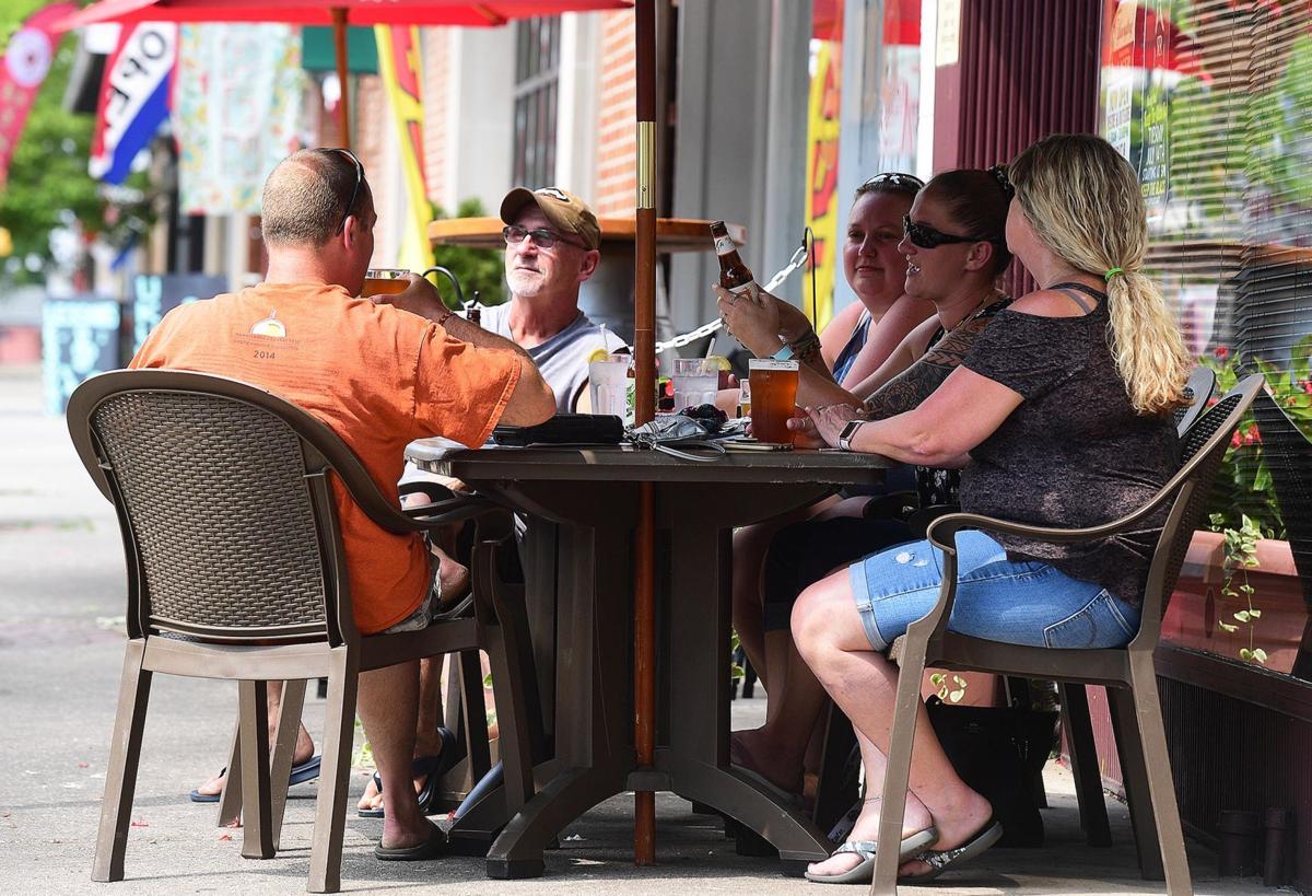 Outdoor Dining 2
