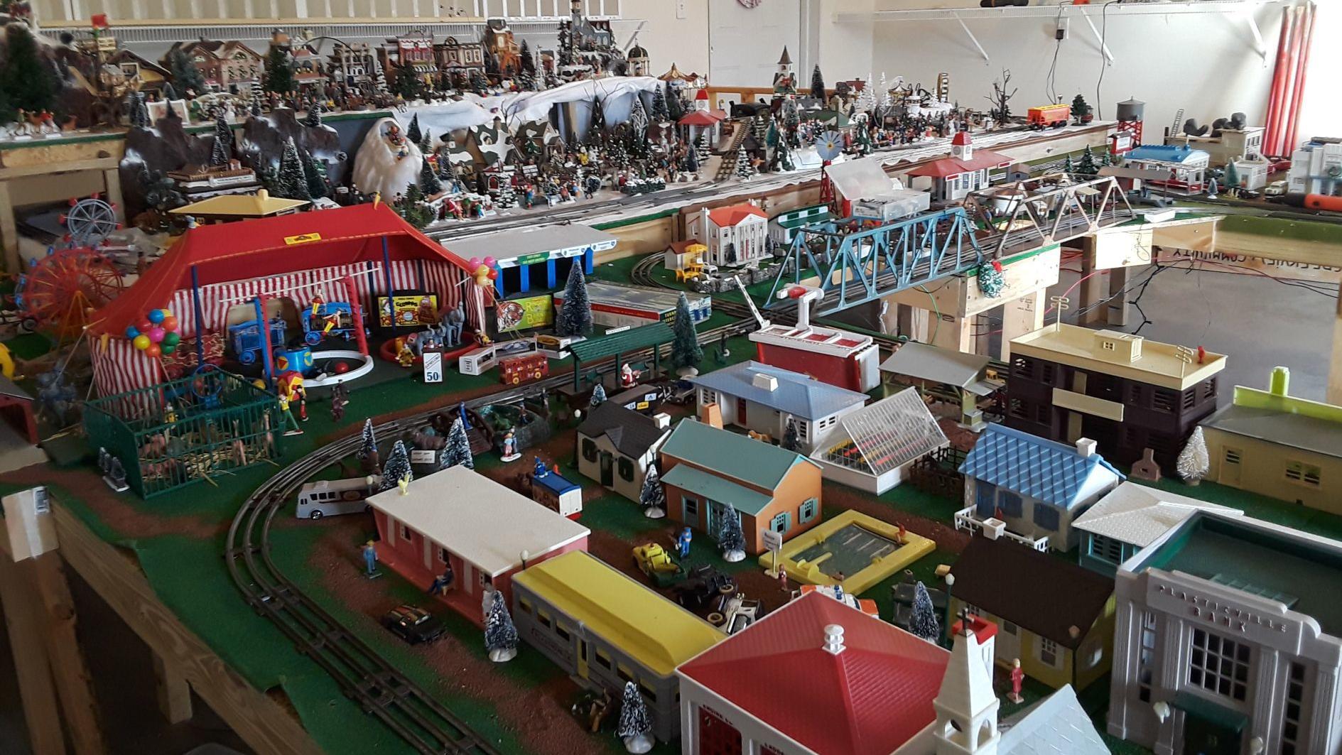 5 Questions Carlisle Area Couple Sets Up Train Display To Benefit