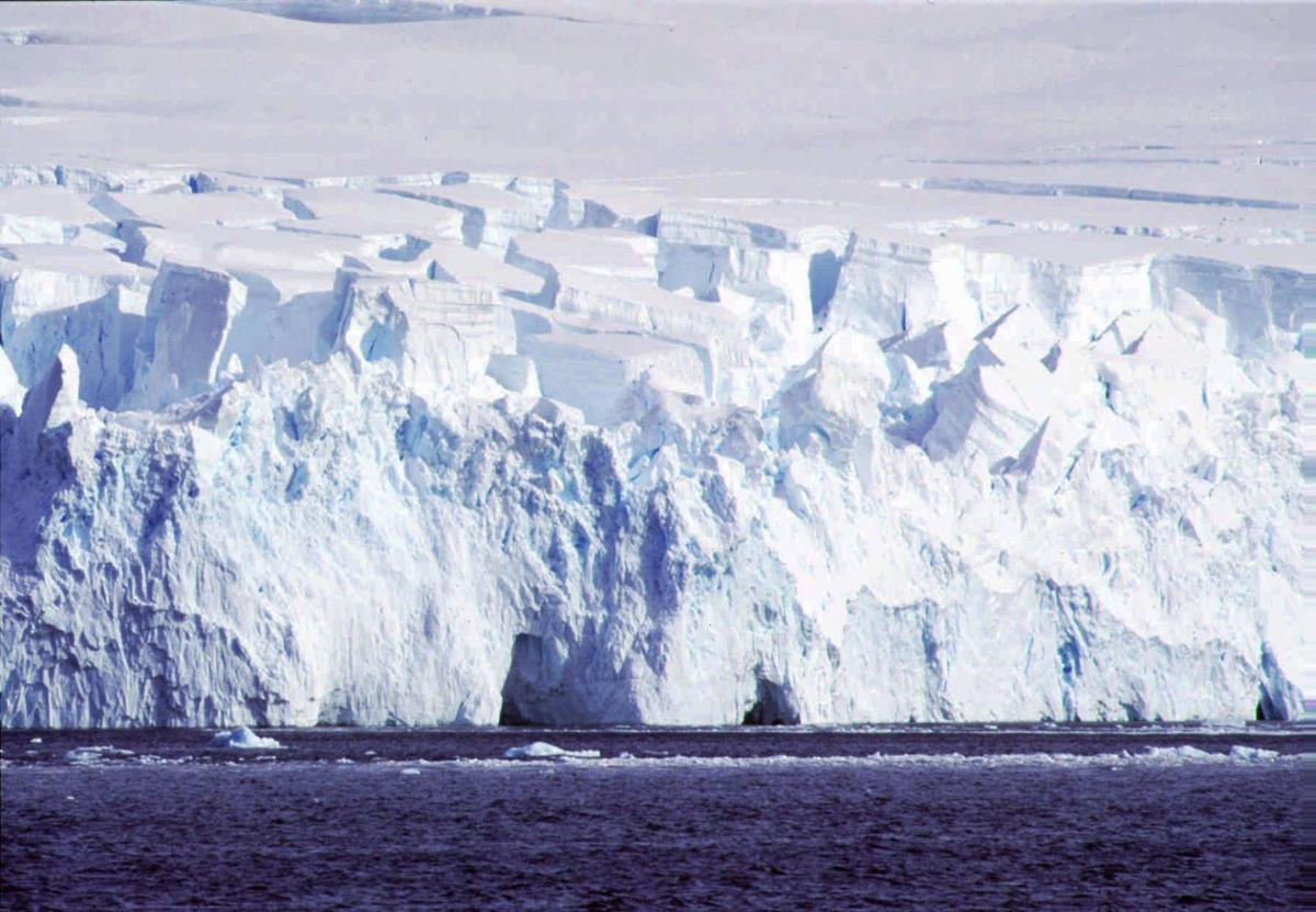 Antarctica temperature reading of 64.9 degrees Fahrenheit could be