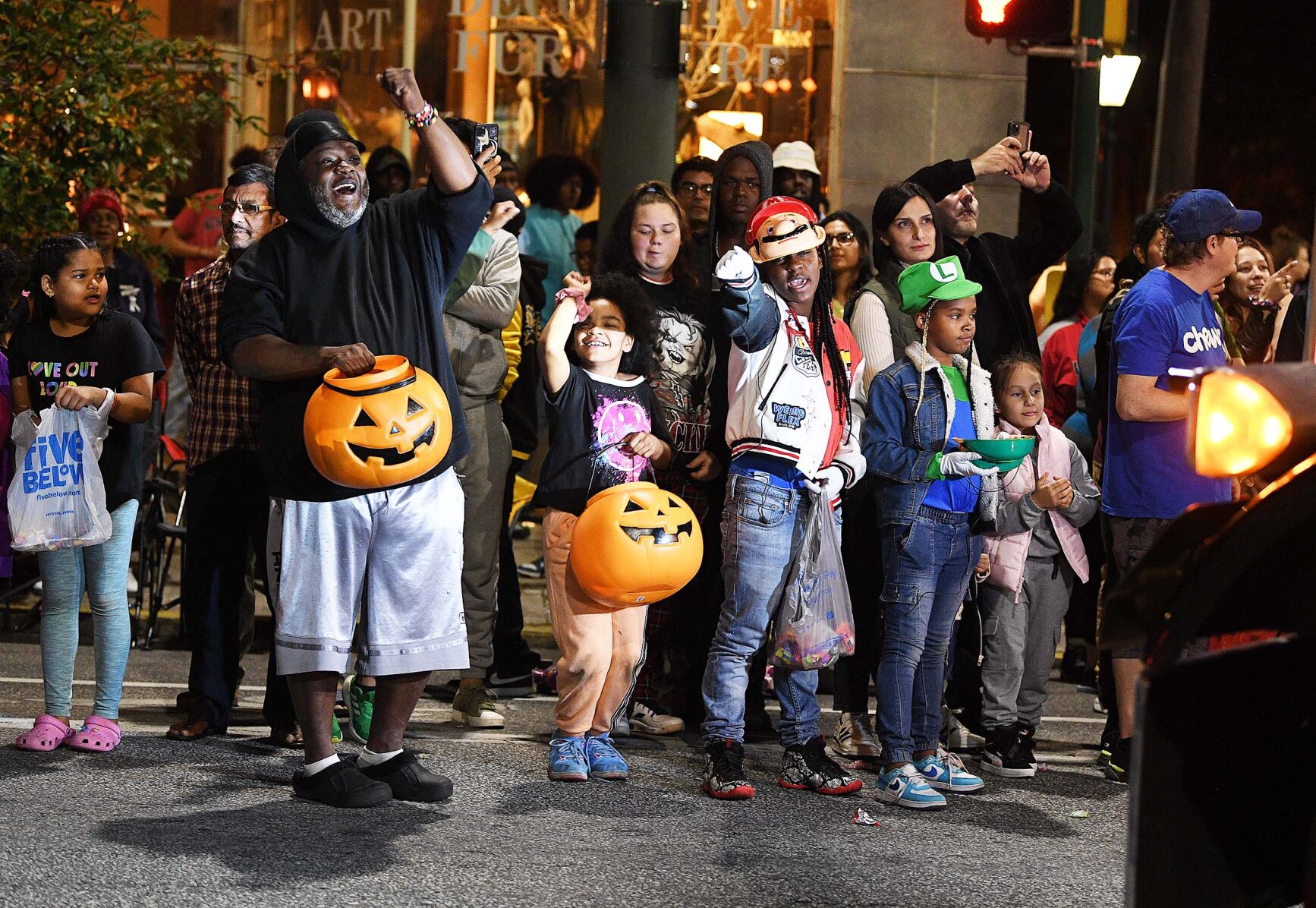 Photos Scenes from the 2023 Carlisle Halloween Parade