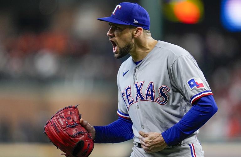 ALCS: Rangers hold off Astros in Game 2 to take commanding series lead