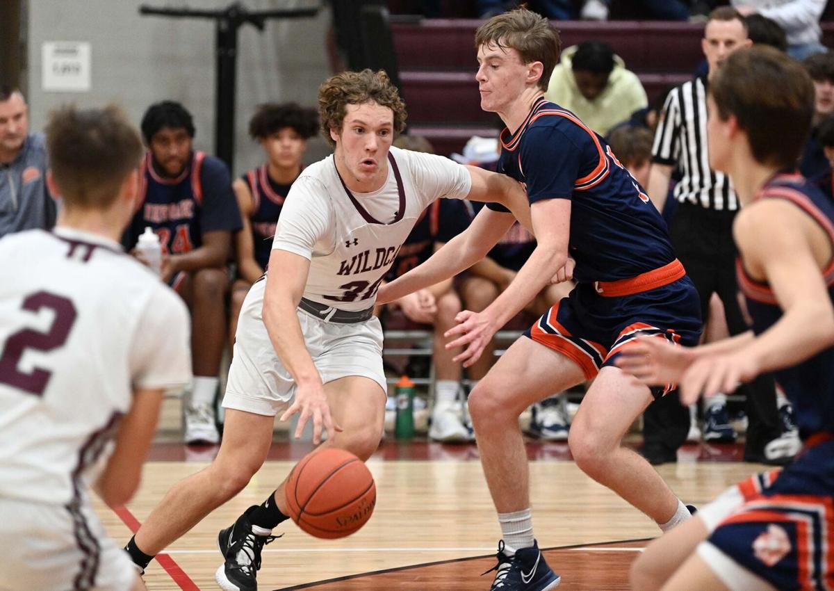 We play like we're 7-feet tall': Josh Smith's fire leads Mechanicsburg  basketball to district quarterfinals over Greencastle-Antrim 