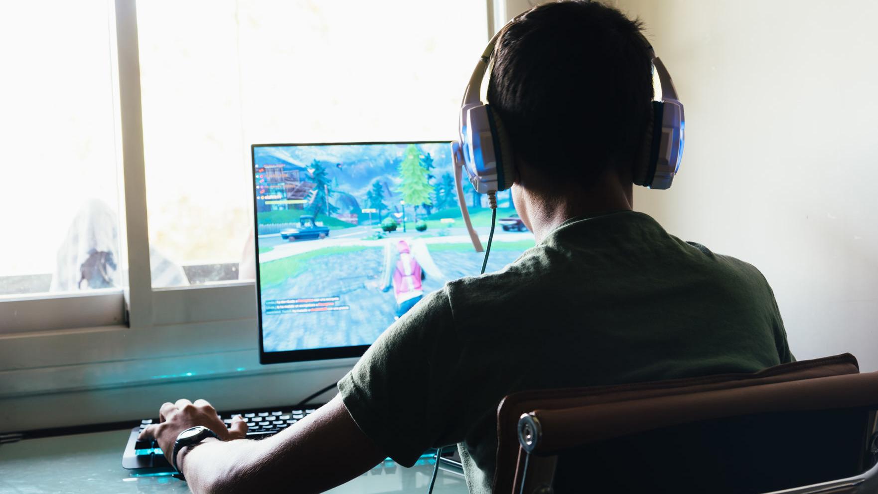 How To Protect Your Kid From Fortnite Scams Parenting