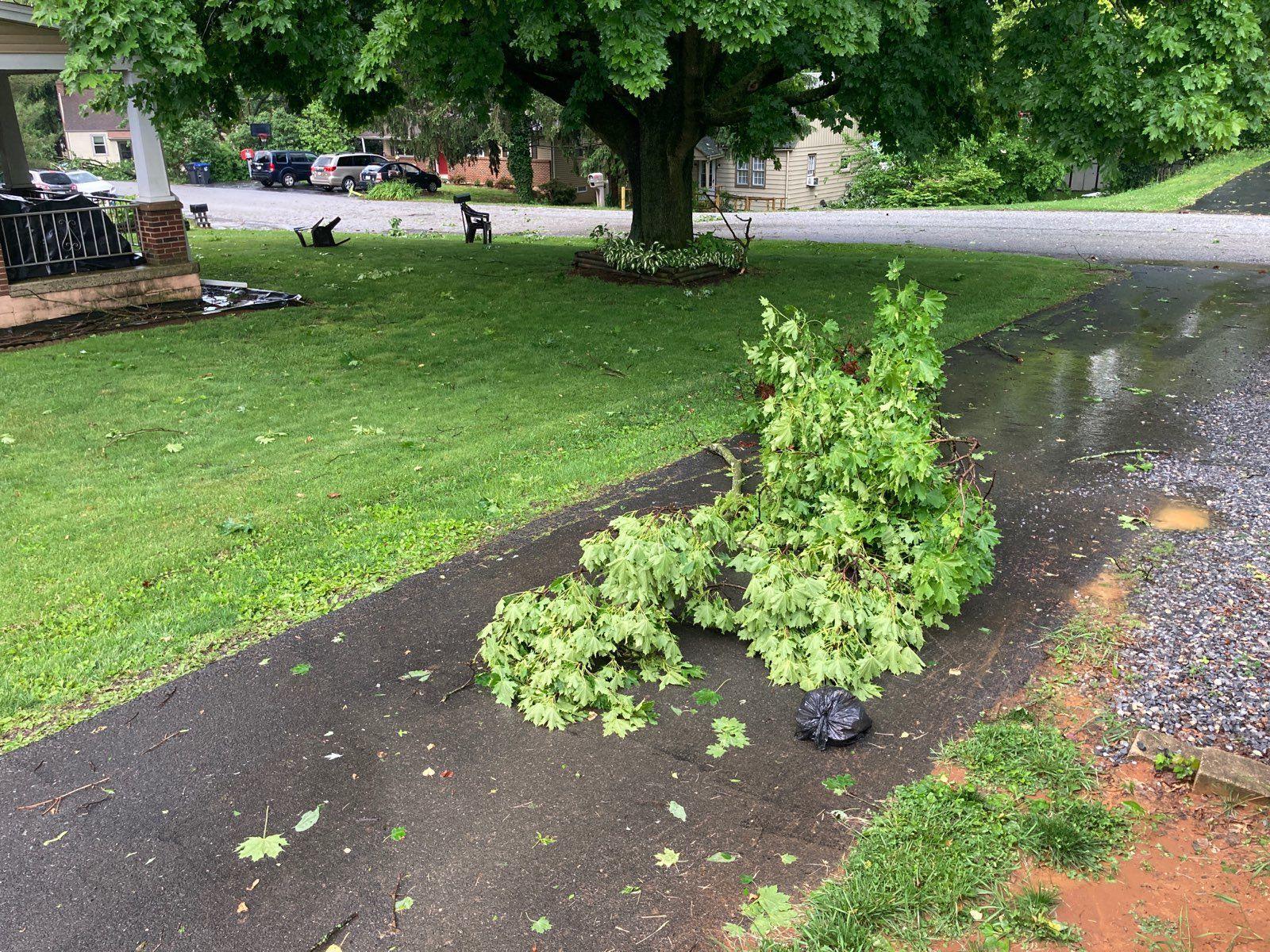 Localized Storms Cause Power Outages Damage In Carlisle Carlisle Cumberlink Com
