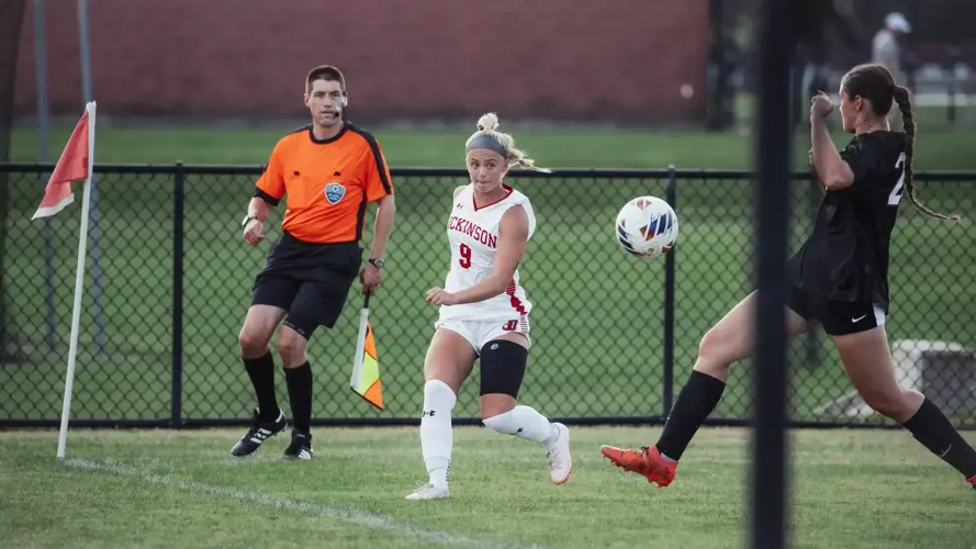 Early Deficit Does Not Deter Devils in CC Win Over Shorewomen