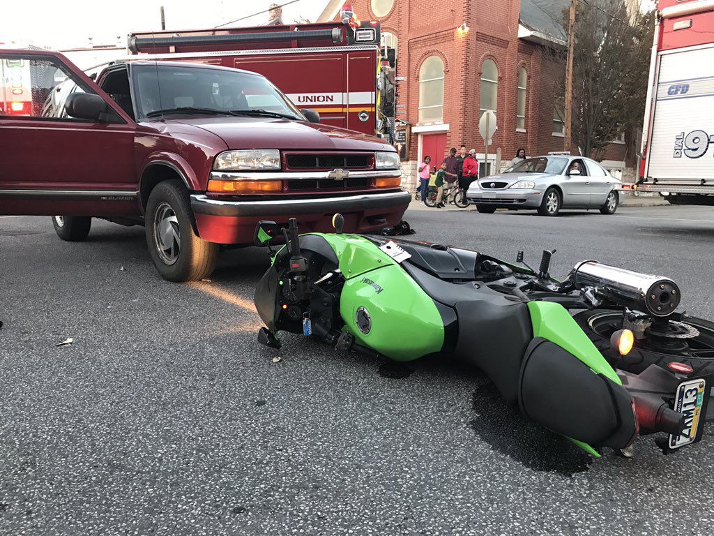 Motorcyclist suffers injury in Thursday crash in Carlisle