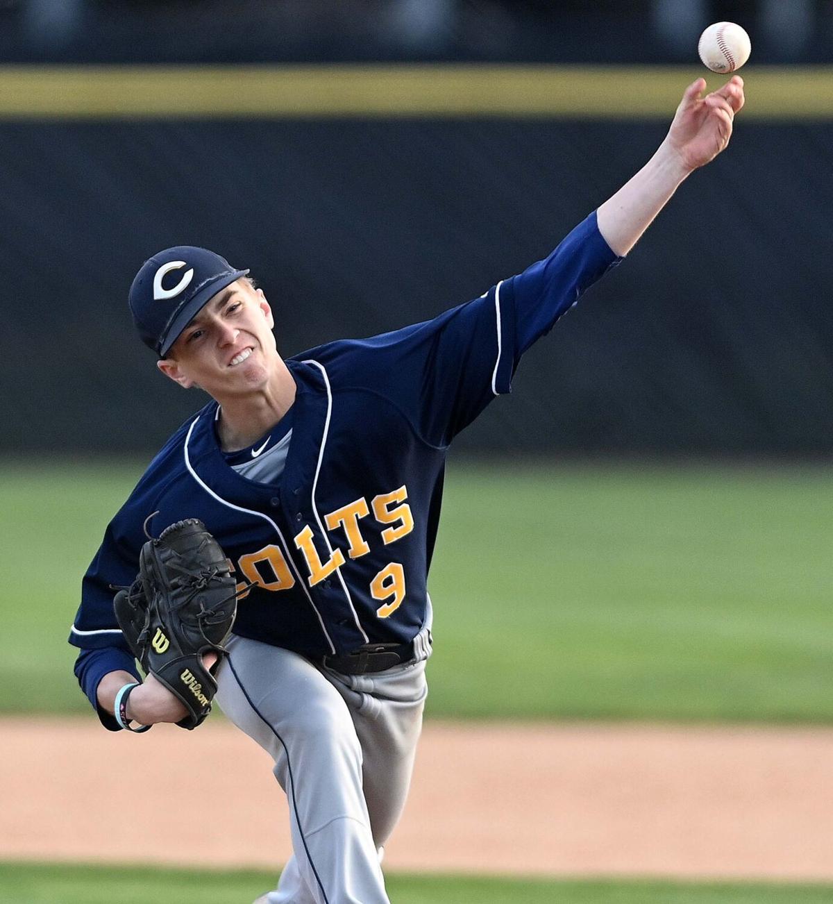 Moyer throws record-setting complete game shutout