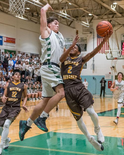 Kalen Veres Trinity Knock Off Unbeaten Milton Hershey In Key Mid Penn Capital Game Boys Basketball Cumberlink Com