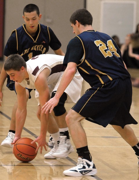 boys-basketball-big-spring-s-late-push-not-enough-as-bulldogs-fall-to