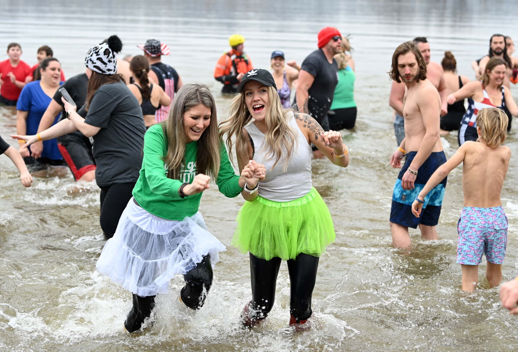 Photos 2024 Humane Society Of Harrisburg Area Penguin Plunge   6593206dac3f6.image 