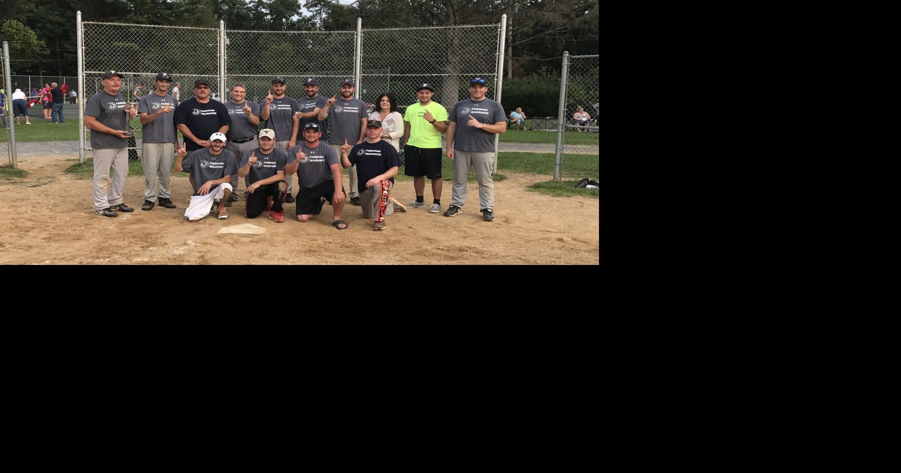 Decks Unlimited/Farnham Insurance wins Carlisle Men's Softball championship