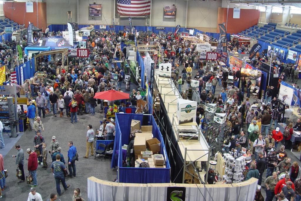 Outdoors Outdoor Show Raises Question Of Sunday Hunting Ban Column Cumberlink Com