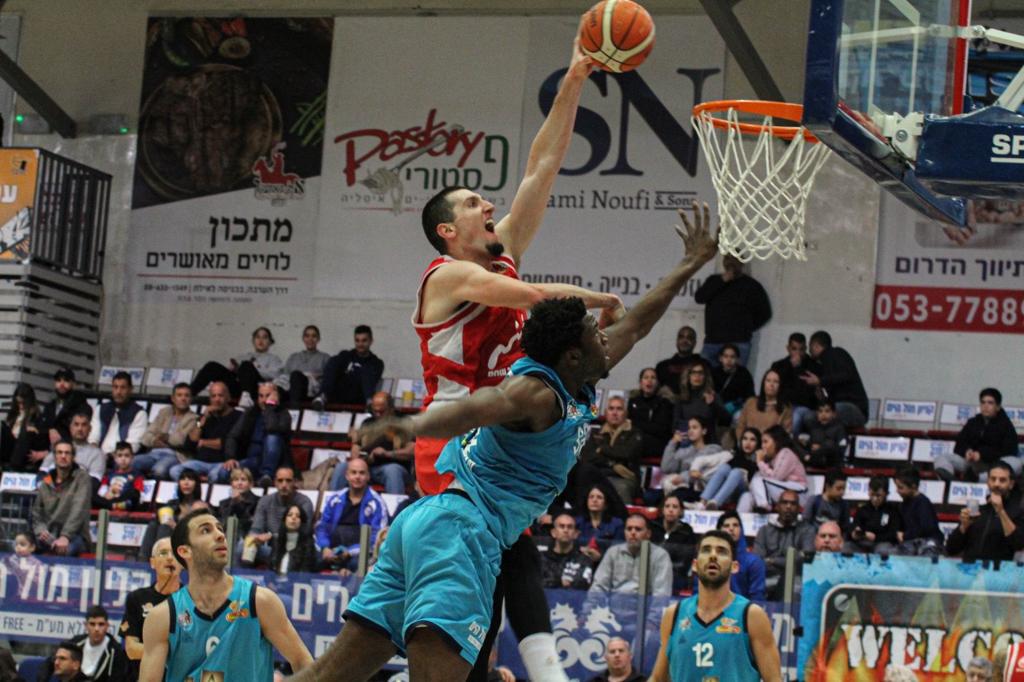 A Timeout With Red Land Grad Steve Zack Who Made Quite The Trek Across Europe Playing Basketball Local Sports Cumberlink Com