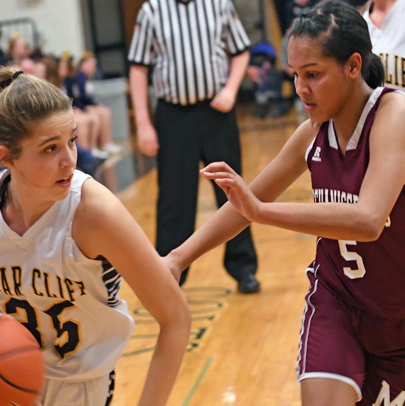 Hs Girls Basketball Highlights Cedar Cliff Stuns Mechanicsburg Ends Wildcats Unbeaten Run At 20 Girls Basketball Cumberlink Com