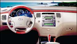 Azera gives Hyundai a credible full-size sedan 