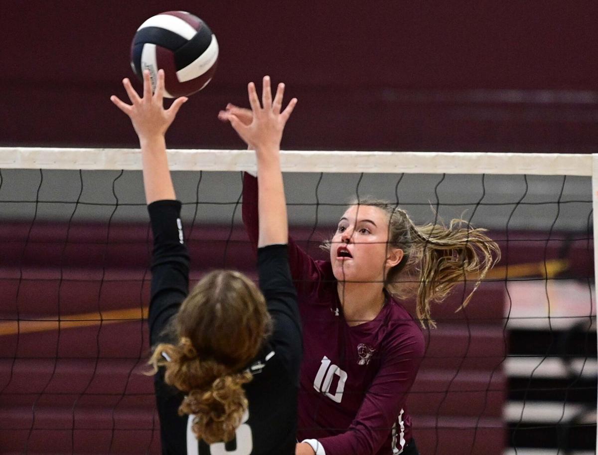 Photos Carlisle at Mechanicsburg Girls Volleyball