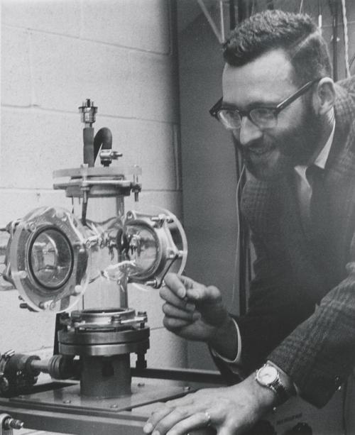 Kenneth Laws