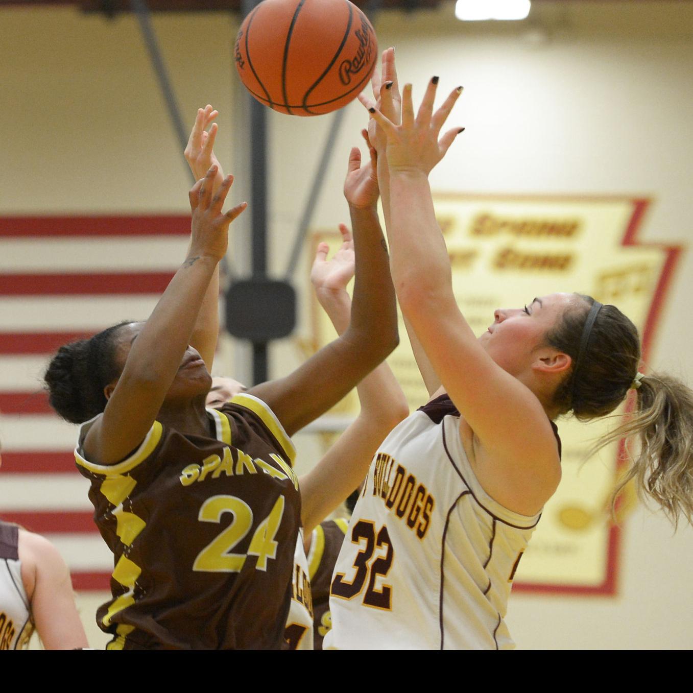 Girls Basketball Big Spring Holds Off Milton Hershey For Crossover Win Big Spring Cumberlink Com