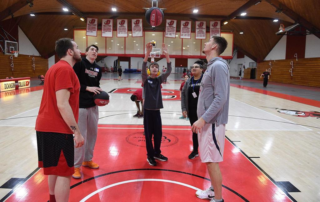 Photos Helping Another Hand Basketball Camp In Carlisle Photo