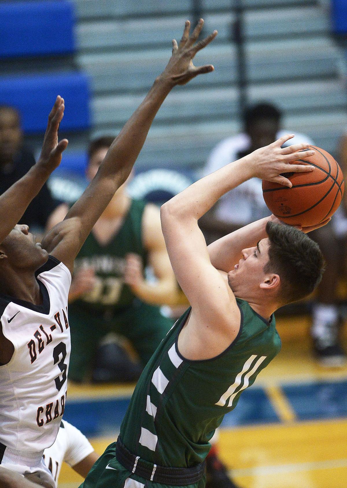 Trinity S Season Ends In Back And Forth Battle With Delaware