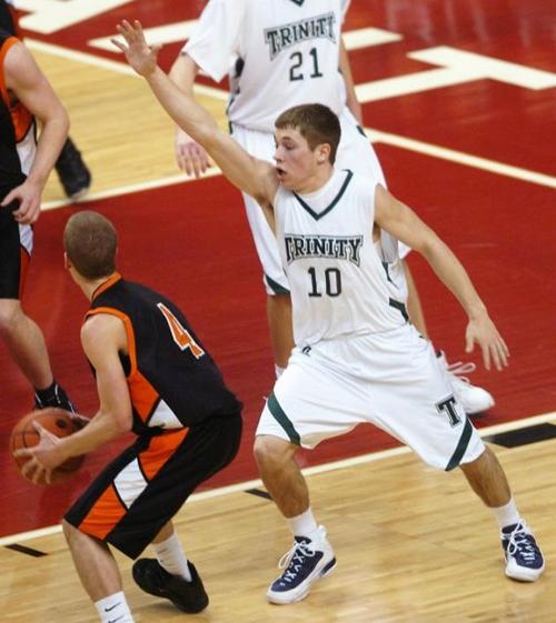 Trinity Boys Eric Kindler Smoke Nighthawks In District 3 Aa Semifinals Sports Cumberlink Com