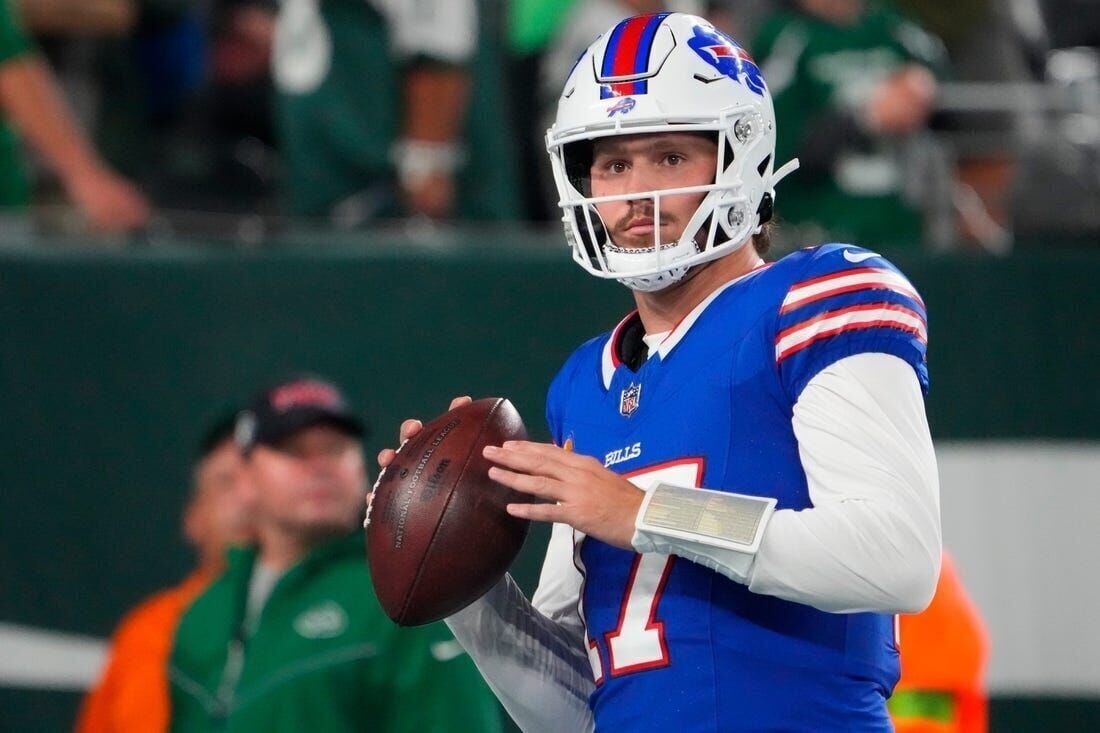 Raiders-Bills takeaways: Josh Allen shreds Las Vegas defense