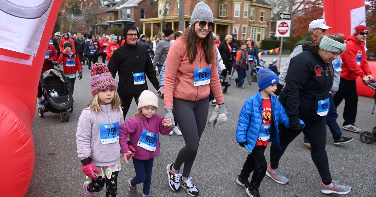 Families bring back Turkey Trot traditions