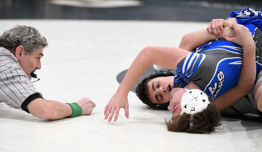 HS Wrestling Colton Zimmerman, Sean Smith win golds; Carlisle claims